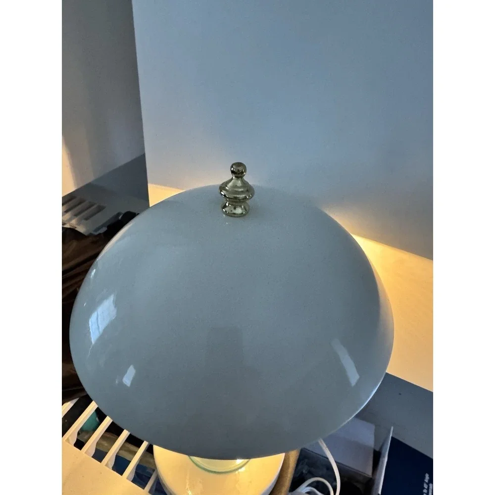 RETRO WHITE DOME MUSHROOM STYLE DESK LAMP 70s UFO Vintage Classic Light WORKS - Picture 9 of 9